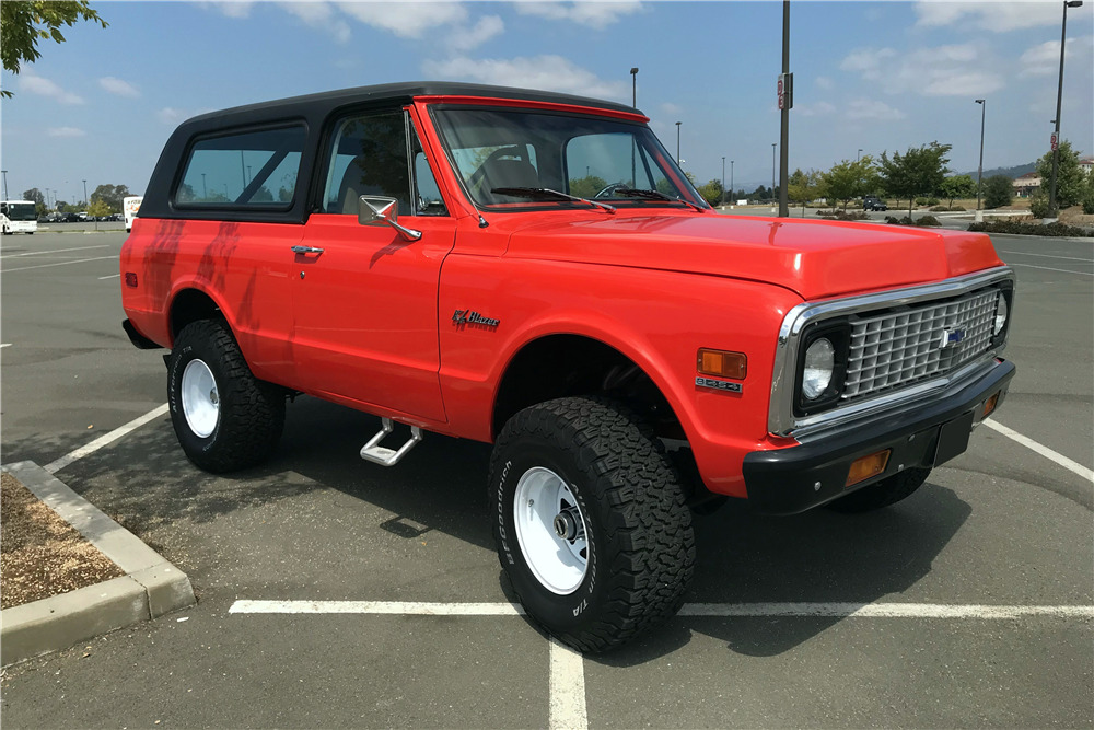 1972 CHEVROLET BLAZER K5 4X4 CUSTOM SUV - Front 3/4 - 222025