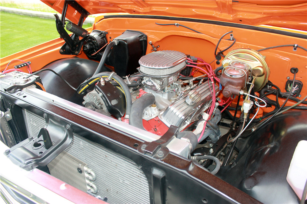 1970 CHEVROLET C10 CUSTOM PICKUP - Engine - 222029