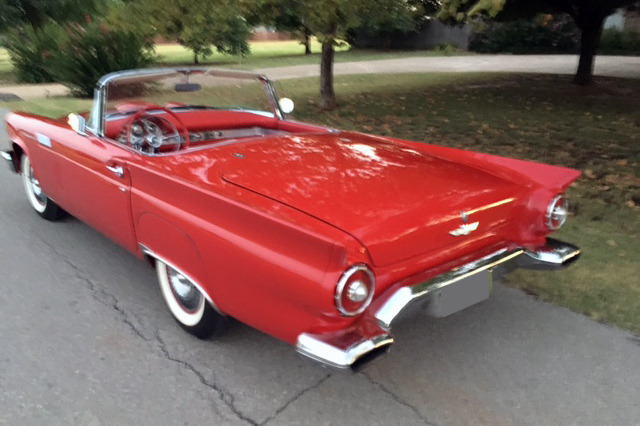 1957 FORD THUNDERBIRD CONVERTIBLE - Rear 3/4 - 222044