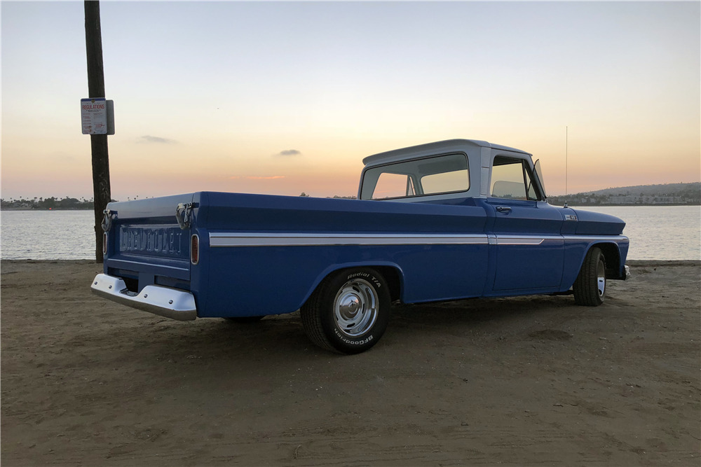 1965 CHEVROLET C10 CUSTOM PICKUP - Rear 3/4 - 222145