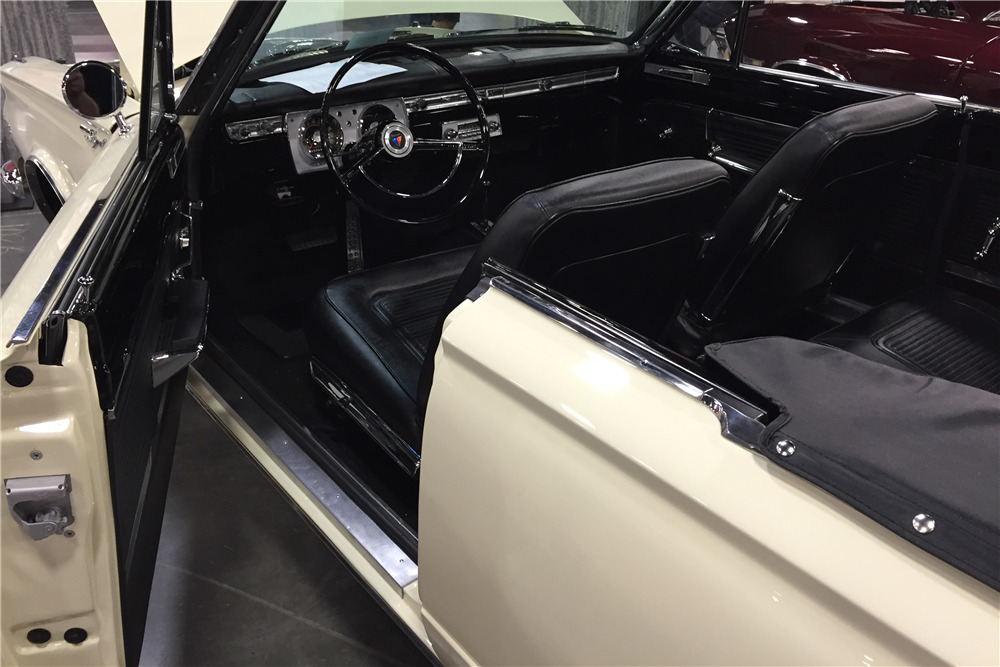 1965 PLYMOUTH VALIANT SIGNET CONVERTIBLE - Interior - 222146