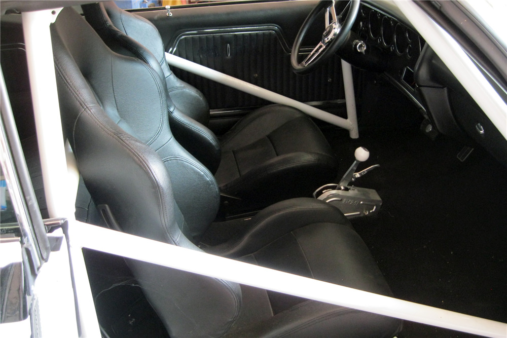 1970 CHEVROLET CHEVELLE CUSTOM COUPE - Interior - 222169