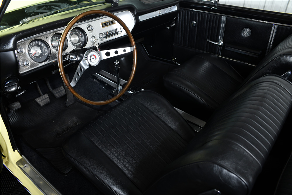 1964 CHEVROLET CHEVELLE MALIBU SS CONVERTIBLE - Interior - 222184