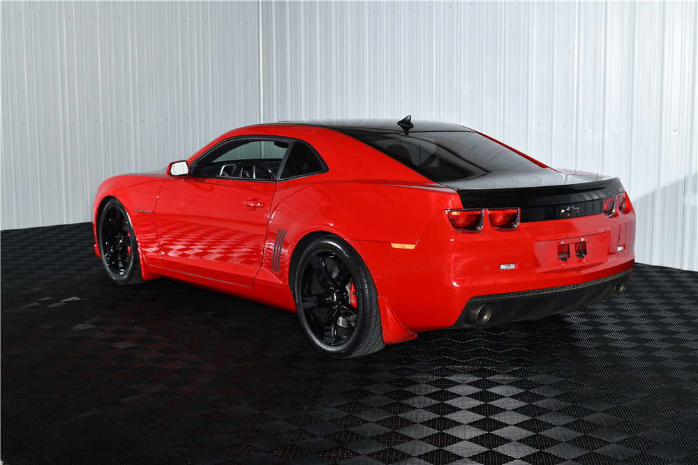 2010 CHEVROLET CAMARO SS CUSTOM COUPE - Rear 3/4 - 222213