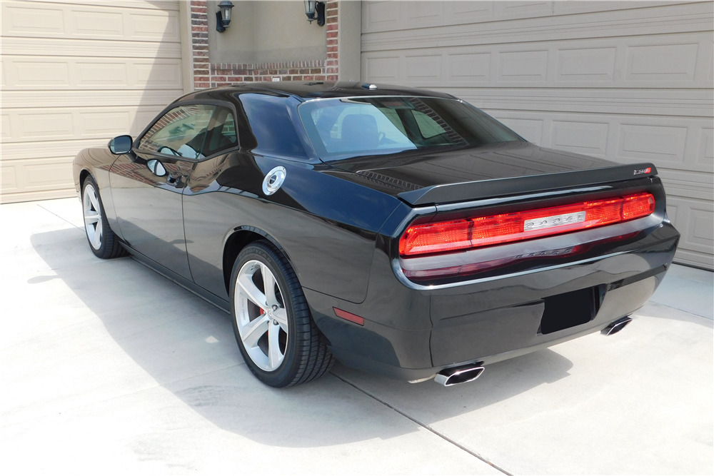 2008 DODGE CHALLENGER SRT8 - Rear 3/4 - 222363