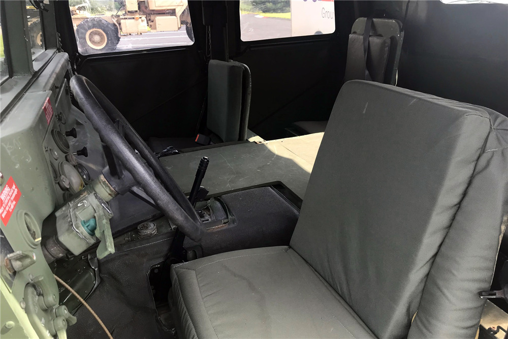 1988 AM GENERAL HUMMER - Interior - 222367