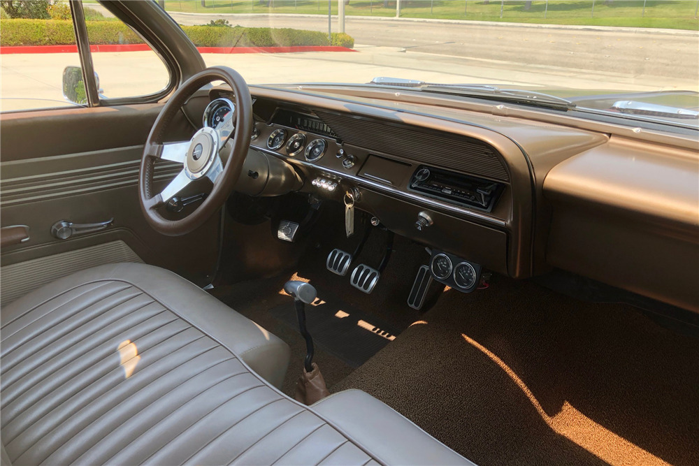 1961 CHEVROLET BEL AIR CUSTOM SEDAN - Interior - 222412