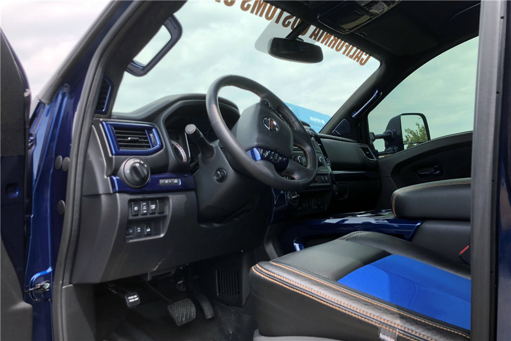 2017 Nissan Titan Xd Custom Crew Cab Pickup