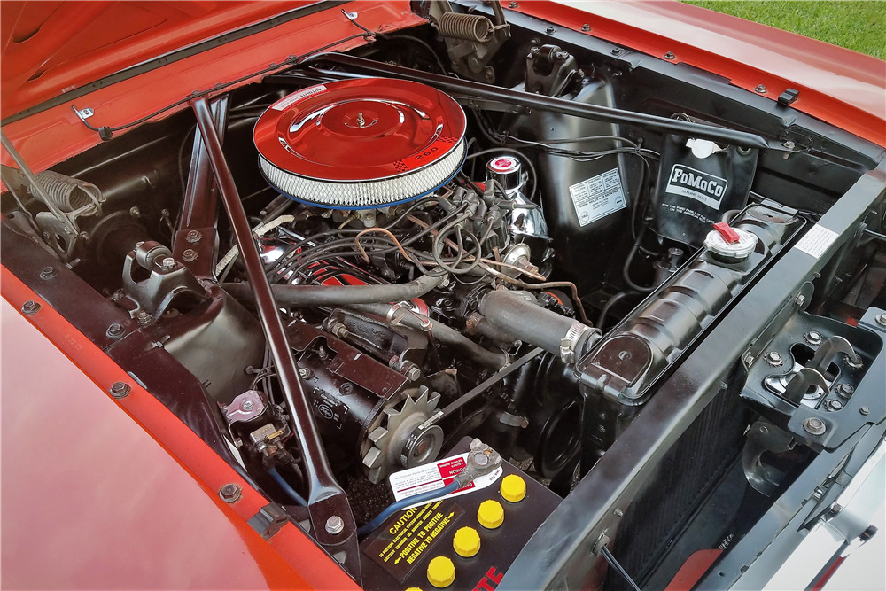 1965 FORD MUSTANG CONVERTIBLE - Engine - 222533