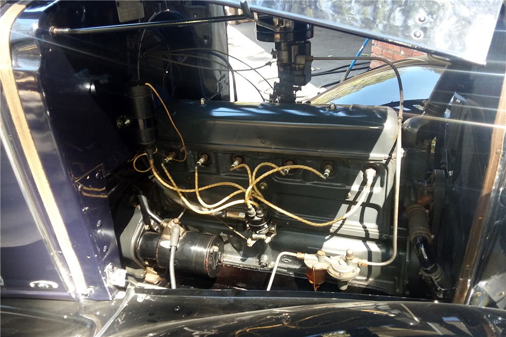 1932 CHEVROLET 5-WINDOW COUPE - Engine - 222741