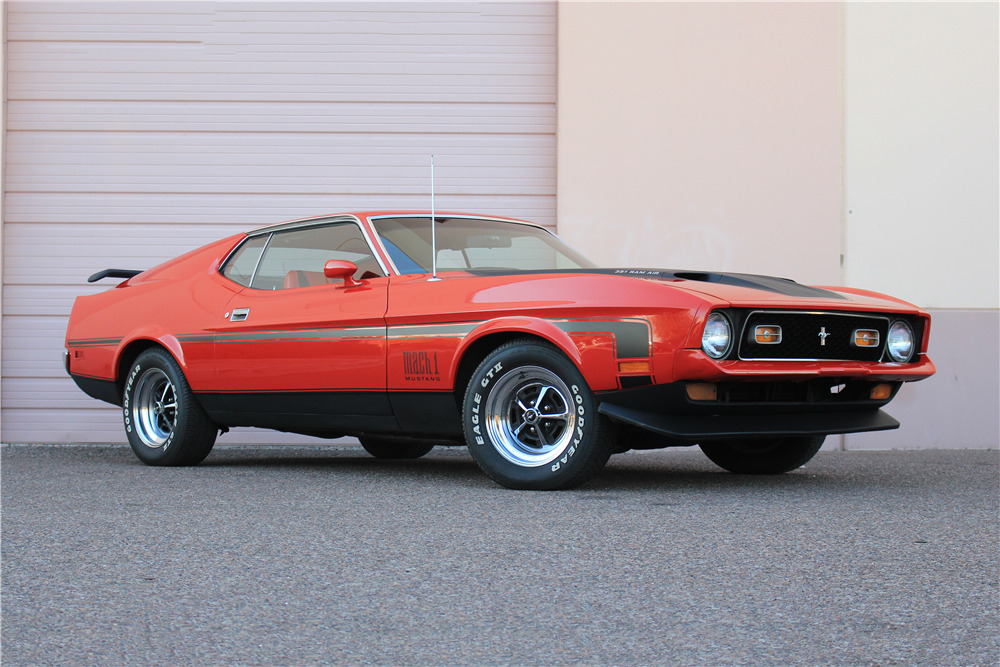  FORD MUSTANG MACH FASTBACK