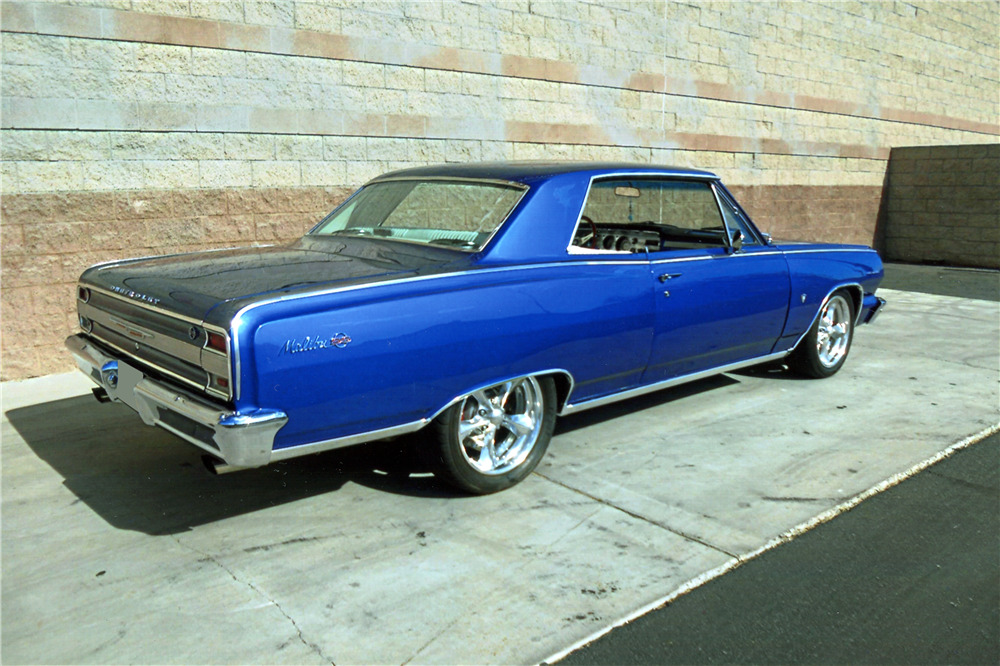 1964 CHEVROLET MALIBU SS CUSTOM COUPE - Rear 3/4 - 222832
