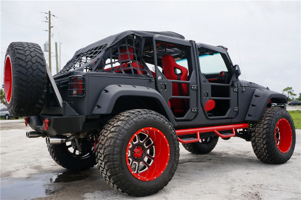 2016 JEEP WRANGLER CUSTOM SUV - Rear 3/4 - 223280