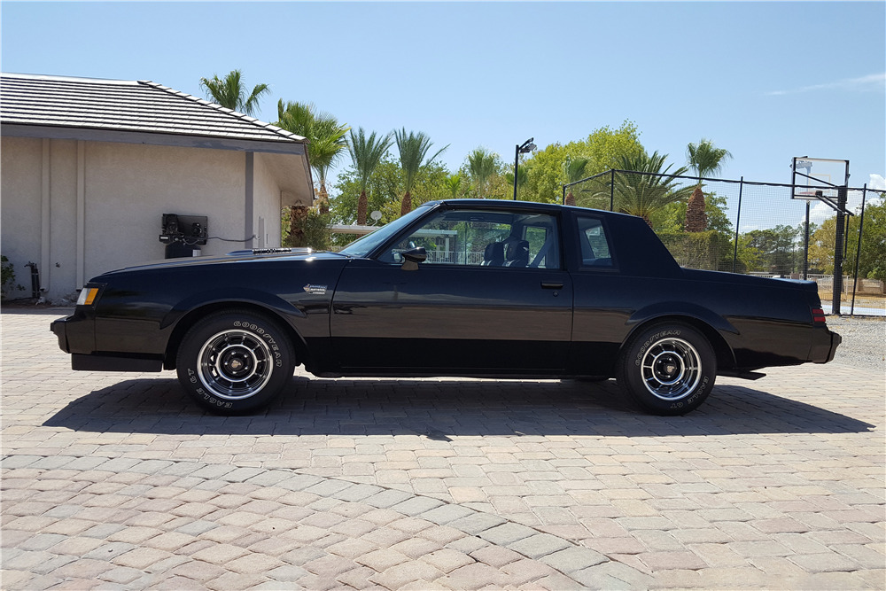 1987 BUICK GRAND NATIONAL - Side Profile - 223298
