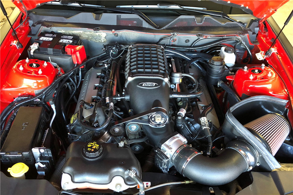 2014 FORD MUSTANG GT CUSTOM COUPE - Engine - 223325