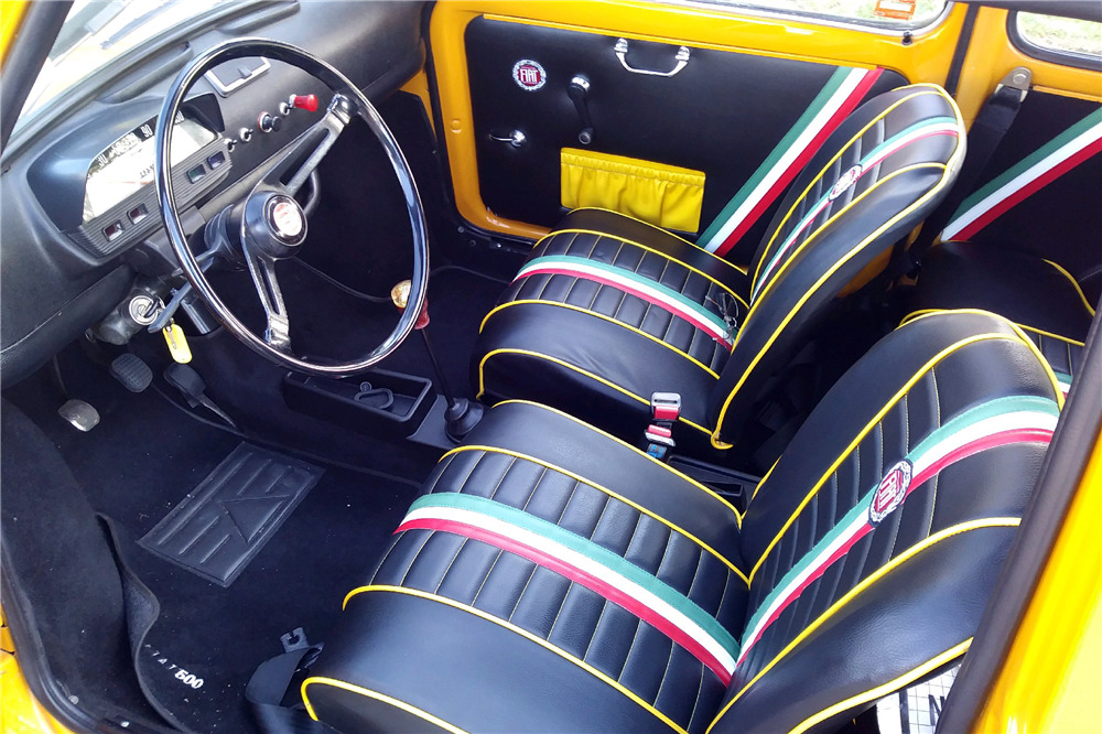 1972 FIAT 500L - Interior - 223544