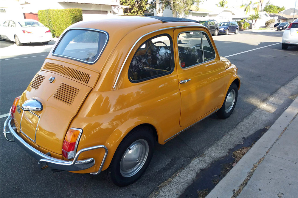 1972 FIAT 500L - Rear 3/4 - 223544