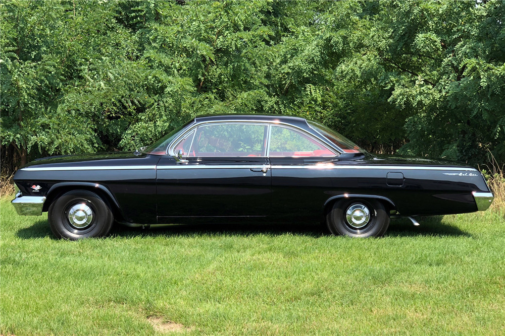 1962 CHEVROLET BEL AIR BUBBLE TOP - Side Profile - 223560