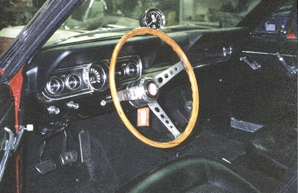 1966 SHELBY GT350 FASTBACK - Interior - 22361