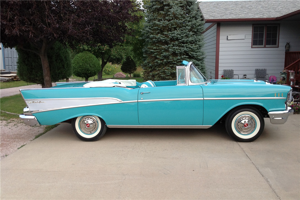 1957 CHEVROLET BEL AIR - Side Profile - 223665