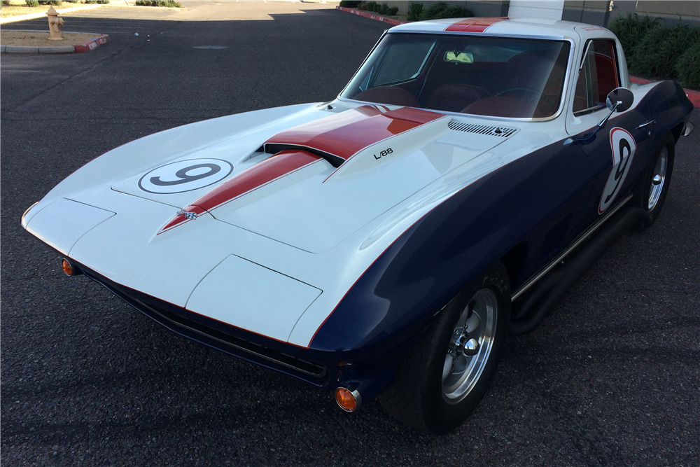 1967 CHEVROLET CORVETTE L88 RE-CREATION  - Front 3/4 - 223704