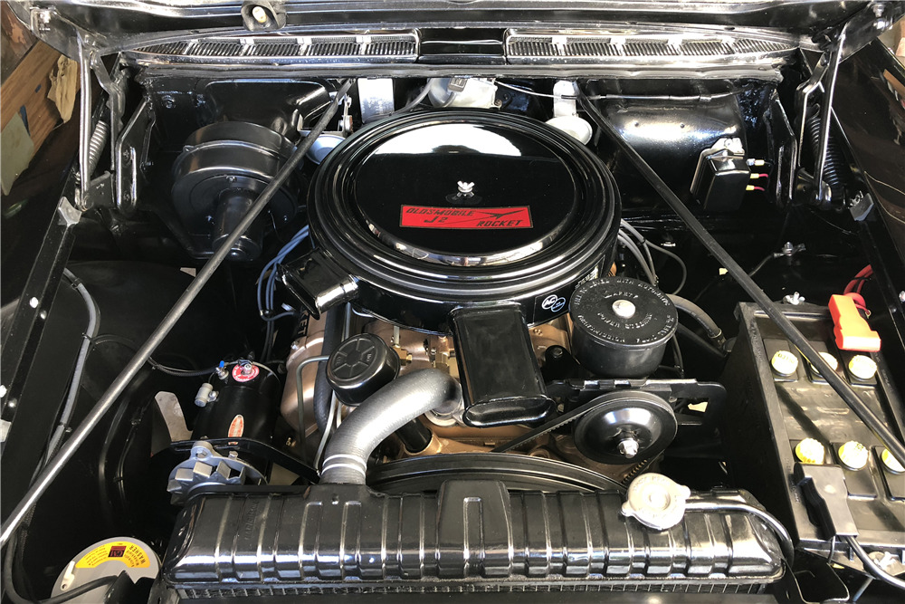 1958 OLDSMOBILE DYNAMIC 88 CONVERTIBLE - Engine - 223708