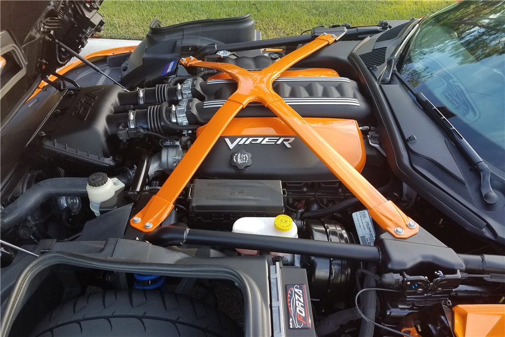 2017 DODGE VIPER ACR-TA COUPE - Engine - 224248
