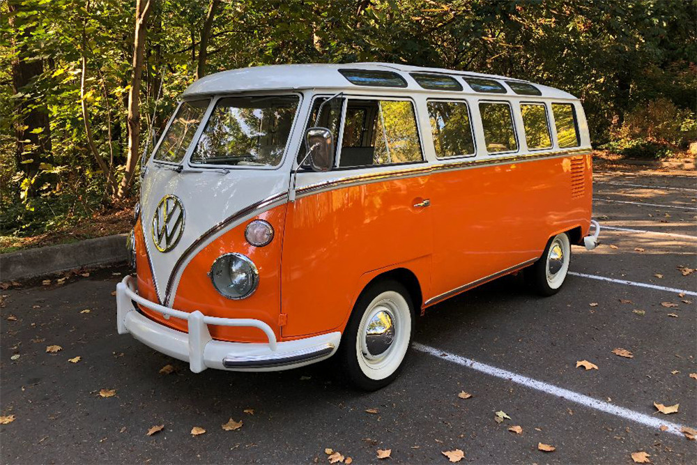 1965 VOLKSWAGEN 21-WINDOW CUSTOM MICROBUS