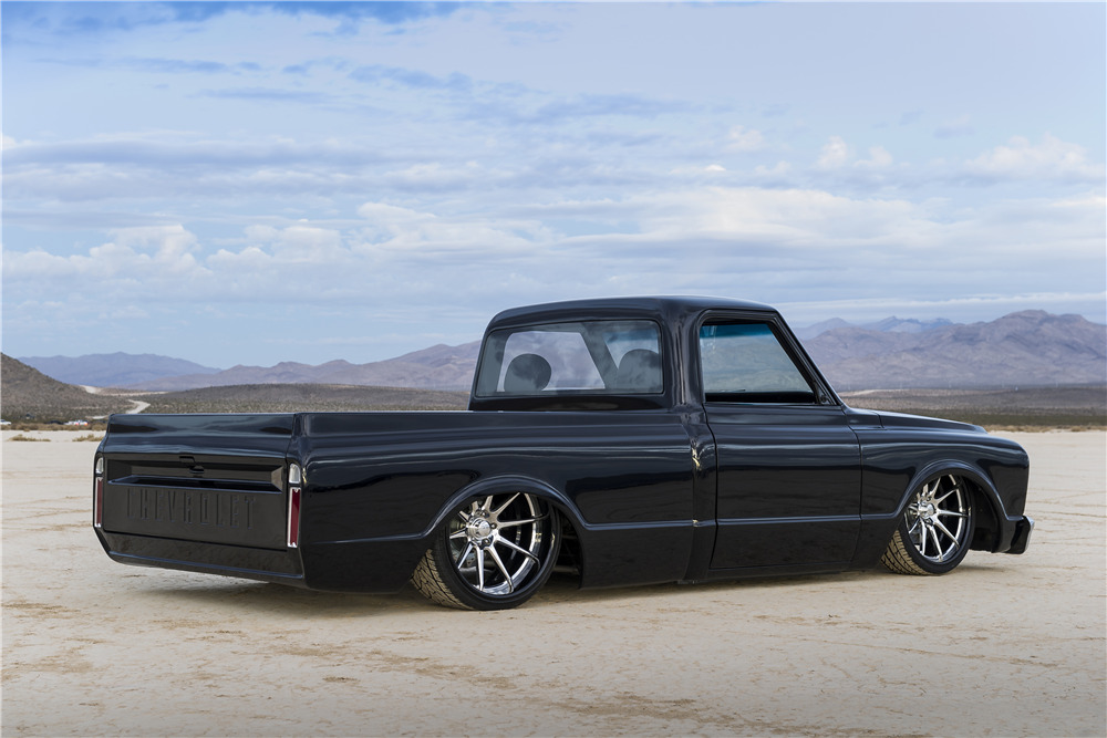 1967 CHEVROLET C10 CUSTOM PICKUP - Rear 3/4 - 224270