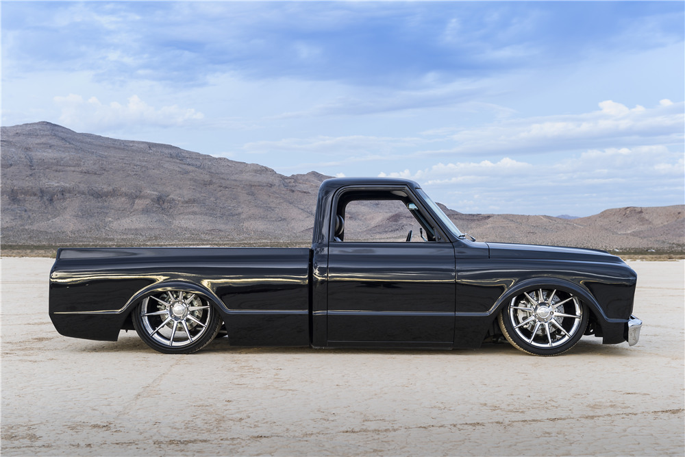 1967 CHEVROLET C10 CUSTOM PICKUP - Side Profile - 224270