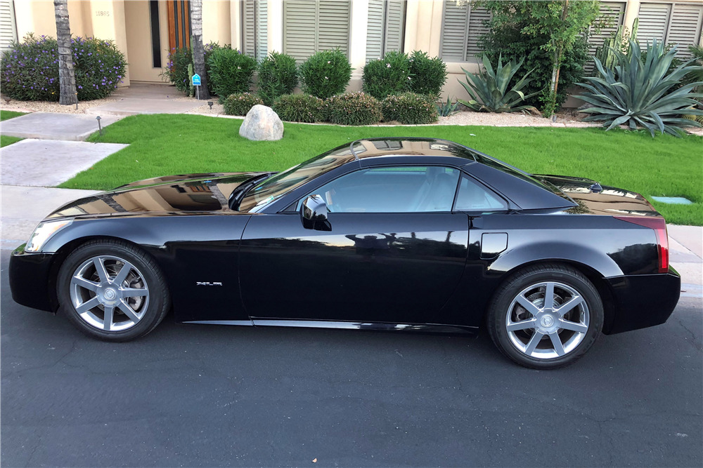 2004 CADILLAC XLR ROADSTER - Side Profile - 224339