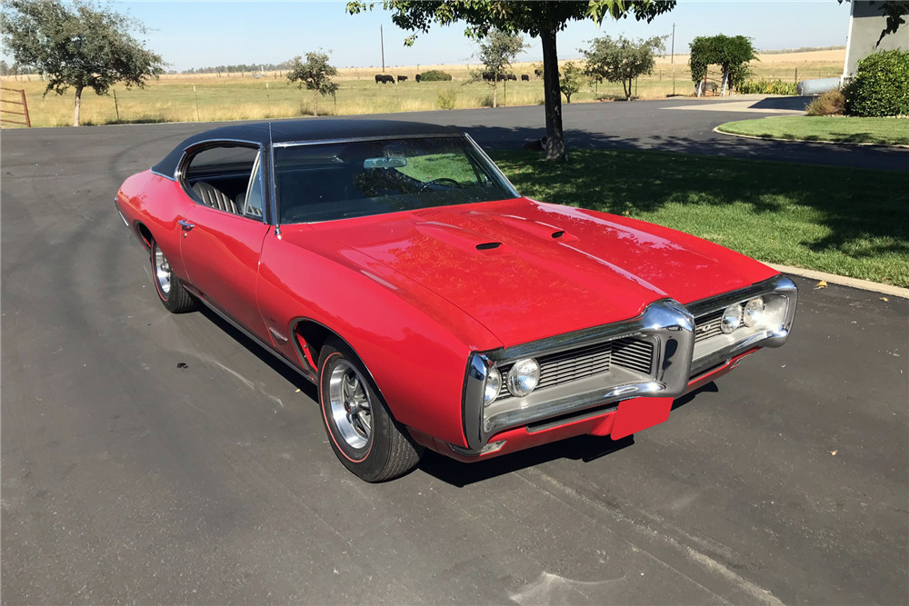 1968 PONTIAC GTO - Front 3/4 - 224391