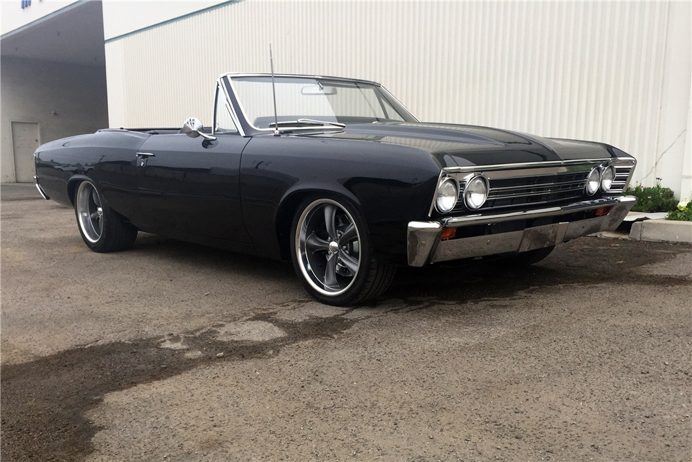 1967 CHEVROLET CHEVELLE CUSTOM CONVERTIBLE - Front 3/4 - 224398