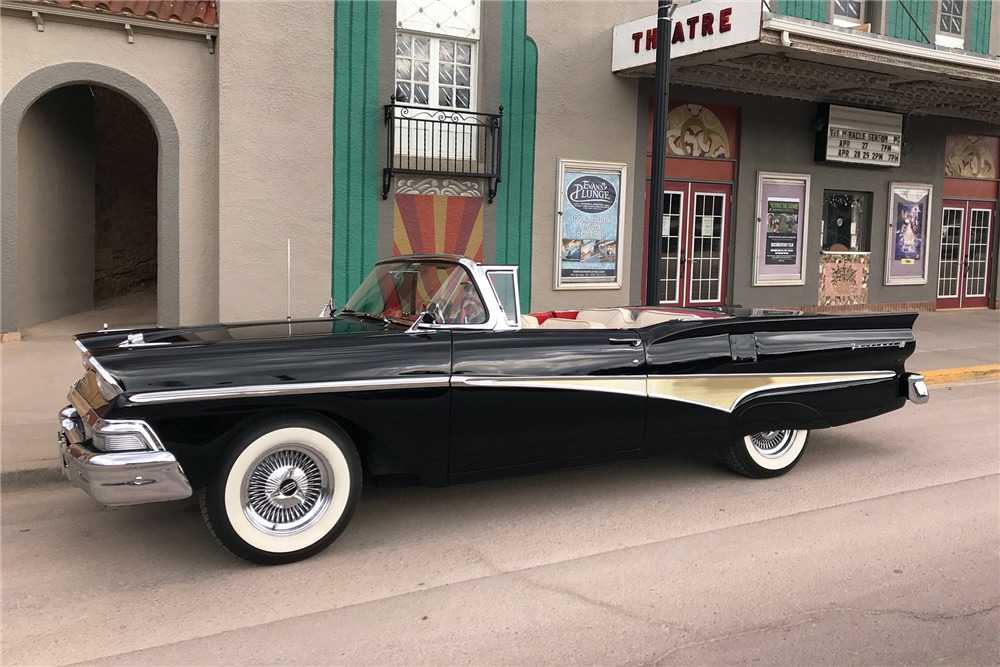 1958 FORD FAIRLANE 500 SKYLINER CUSTOM CONVERTIBLE - Side Profile - 224434