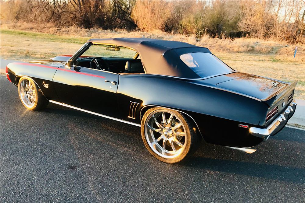 Chevrolet Camaro SS 1969 сзади
