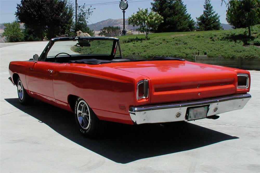 1969 PLYMOUTH ROAD RUNNER CONVERTIBLE - Rear 3/4 - 22446