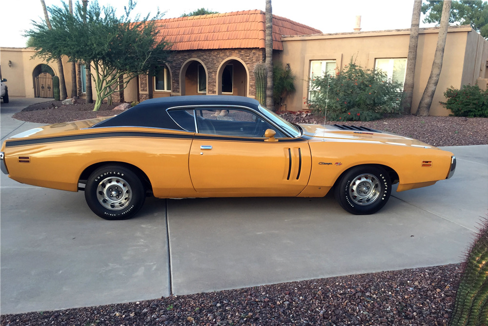 1971 DODGE CHARGER R/T - Side Profile - 224464