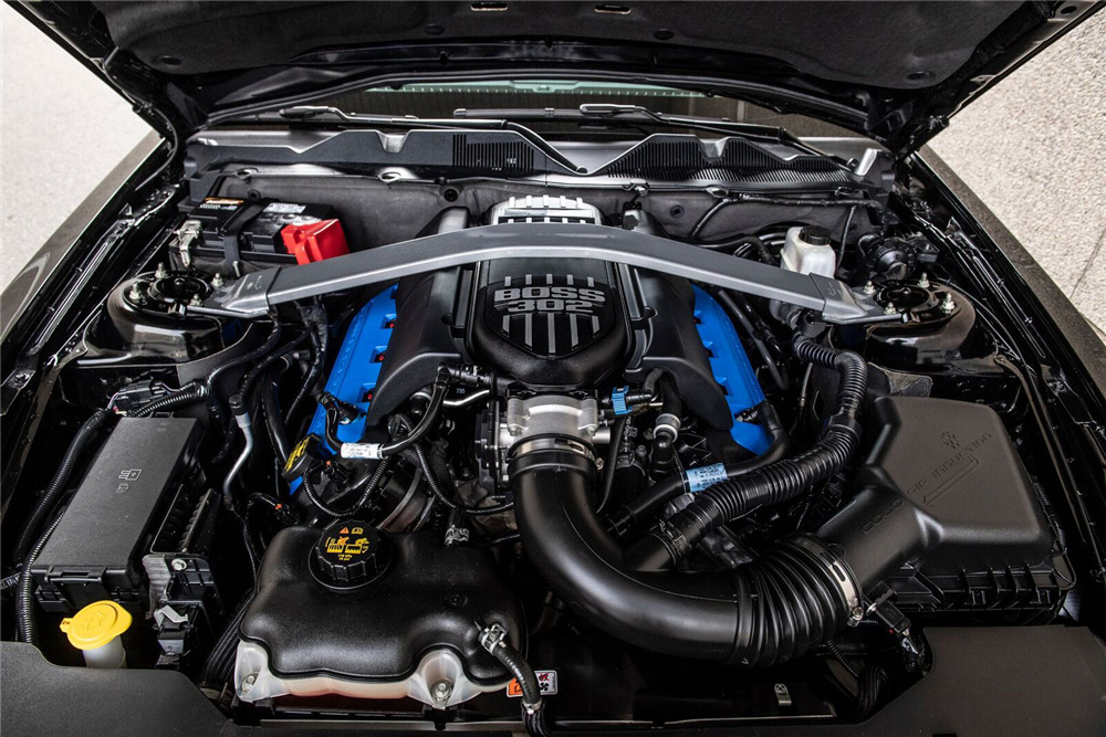 2012 FORD MUSTANG BOSS 302 LAGUNA SECA FASTBACK - Engine - 224621