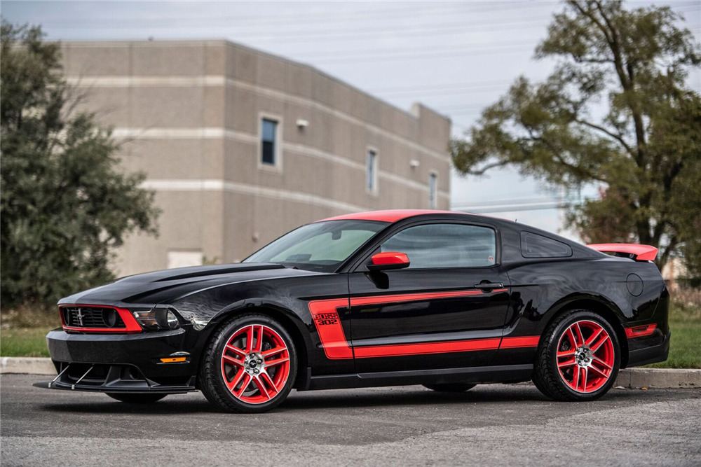 2012 FORD MUSTANG BOSS 302 LAGUNA SECA FASTBACK - Side Profile - 224621