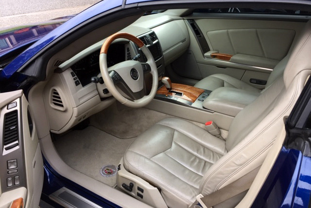 2004 CADILLAC XLR ROADSTER - Interior - 224734