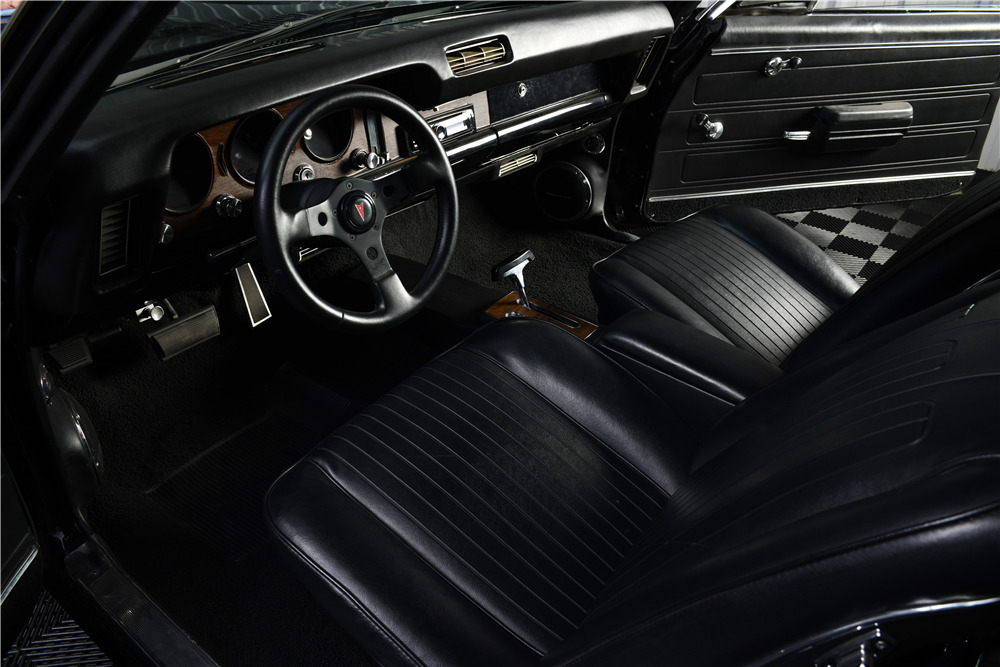 1968 PONTIAC LEMANS CUSTOM COUPE - Interior - 224758