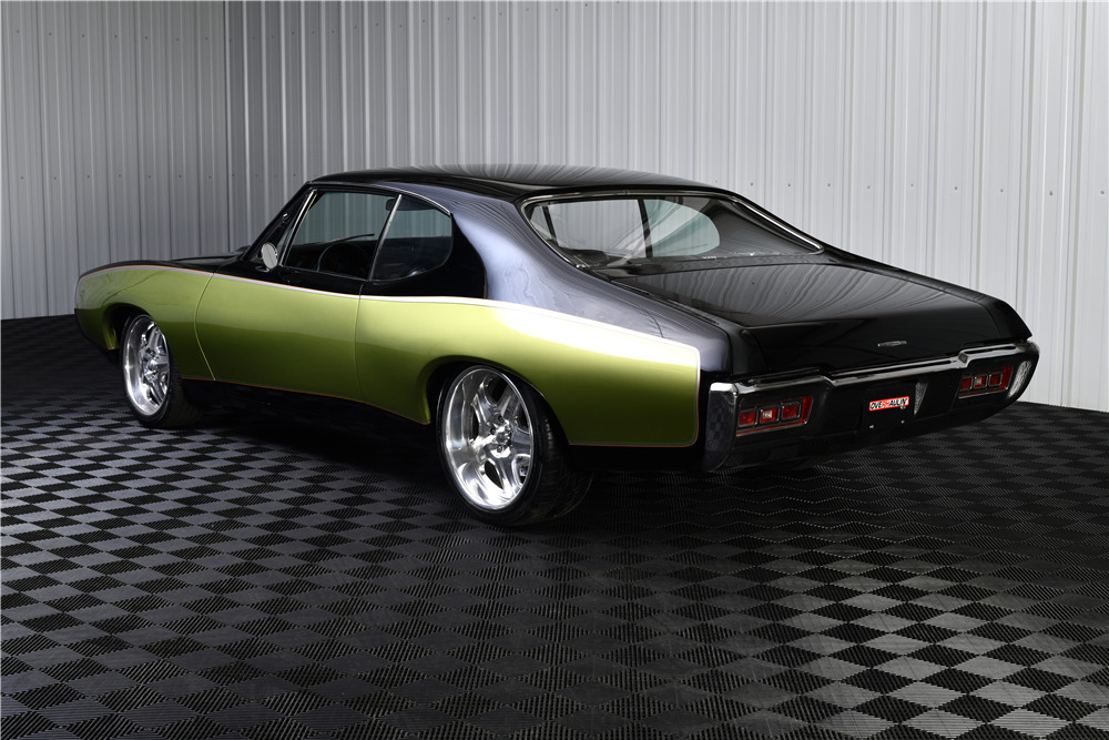 1968 PONTIAC LEMANS CUSTOM COUPE - Rear 3/4 - 224758