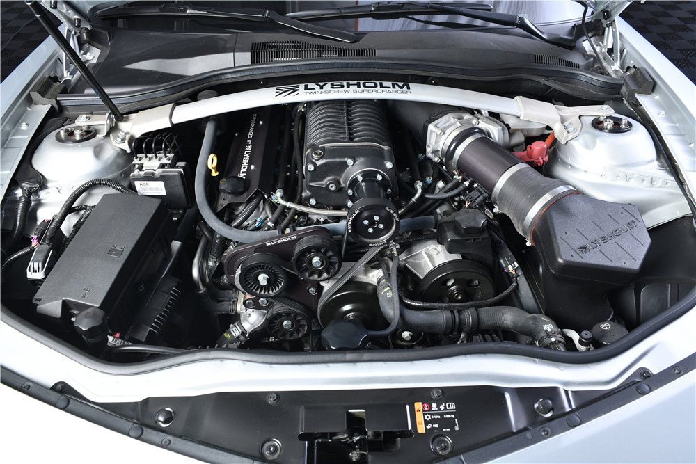 2011 CHEVROLET CAMARO 2SS CUSTOM CONVERTIBLE - Engine - 224768