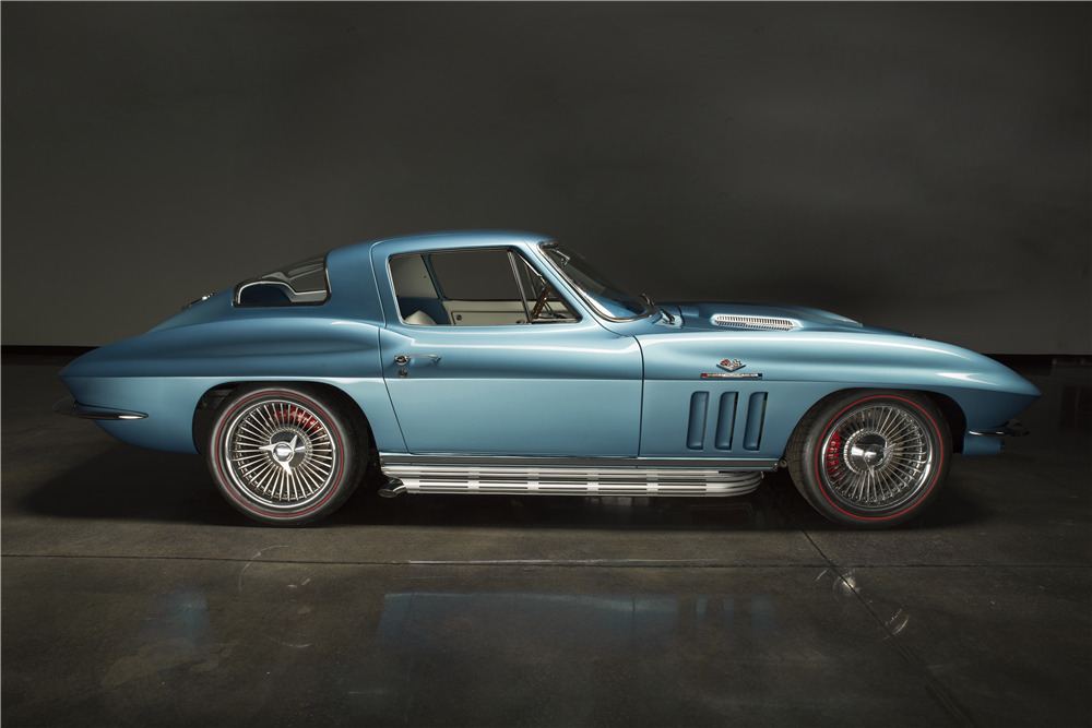 1965 CHEVROLET CORVETTE CUSTOM COUPE - Side Profile - 224932