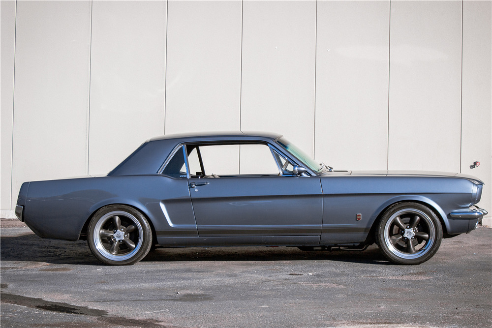 1965 FORD MUSTANG CUSTOM COUPE - Side Profile - 224960
