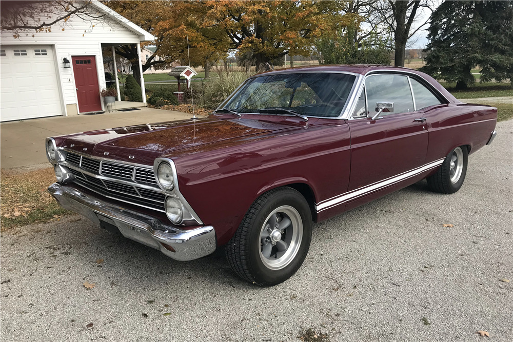 1967 FORD FAIRLANE 500 - Front 3/4 - 224998