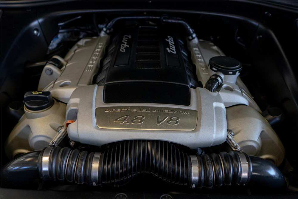2008 PORSCHE CAYENNE TURBO - Engine - 225007