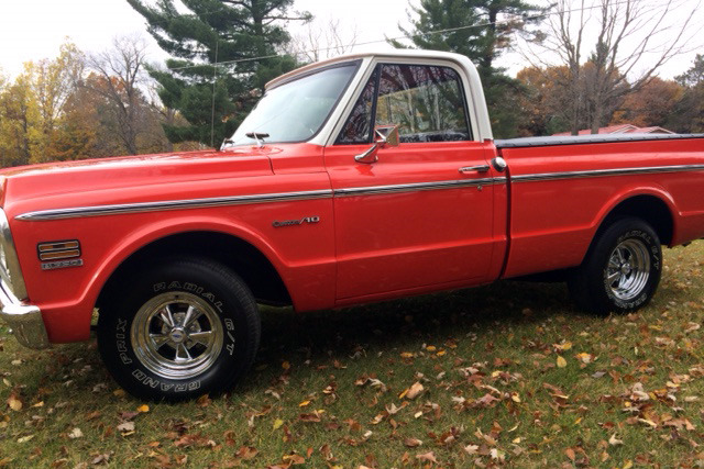 1972 CHEVROLET C10 CUSTOM PICKUP - Side Profile - 225088