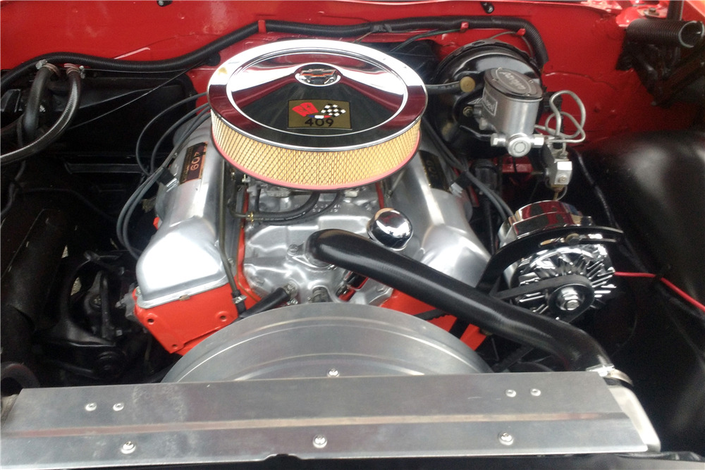 1961 CHEVROLET IMPALA CUSTOM BUBBLE TOP - Engine - 225096