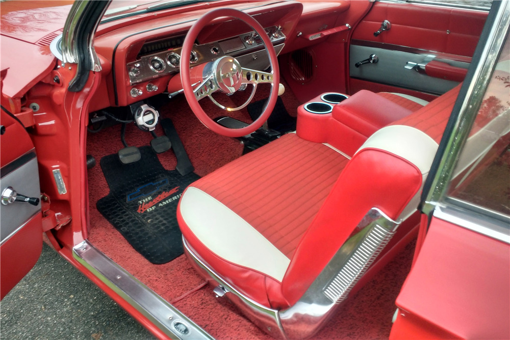 1961 CHEVROLET IMPALA CUSTOM BUBBLE TOP - Interior - 225096